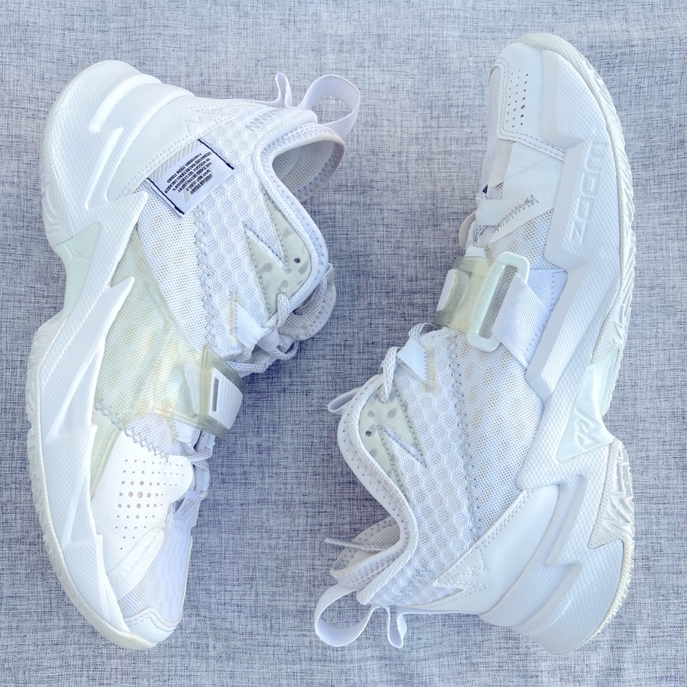 Jordan Why Not Zer0.3 White the third installment of Russell Westbrook’s